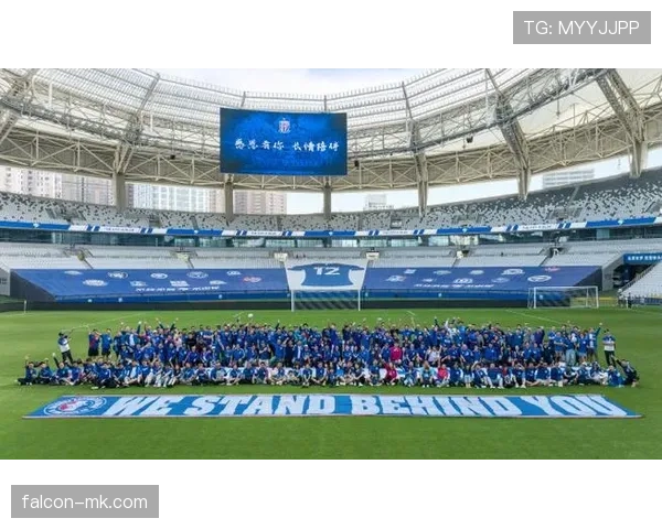 那不勒斯俱乐部运营争议逐步显现，对球队赛季表现形成稳定性考验