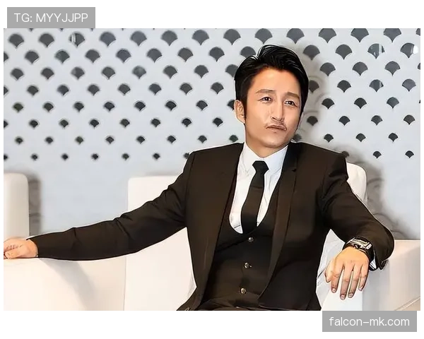 邹市明退役后还在凌晨四点练空击？这自律谁顶得住啊